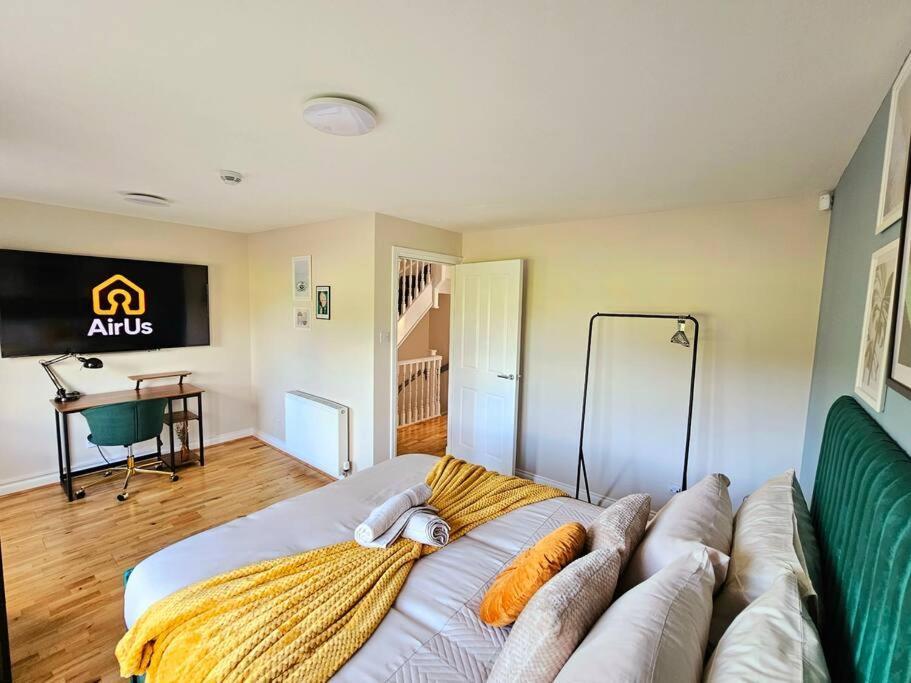 Modern 5 Bedroom Townhouse With Free Parking Glasgow Esterno foto