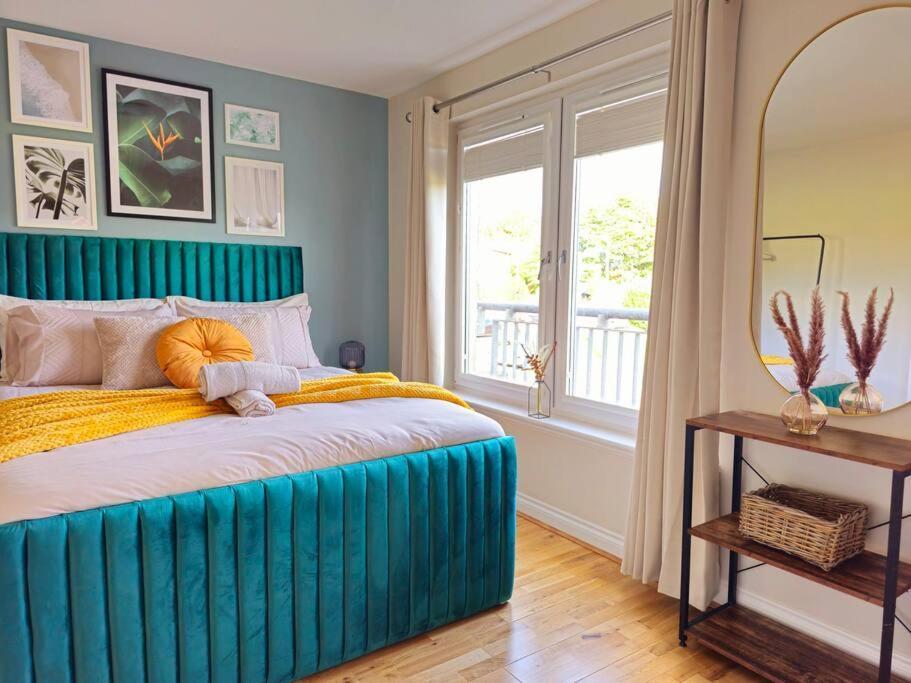 Modern 5 Bedroom Townhouse With Free Parking Glasgow Esterno foto