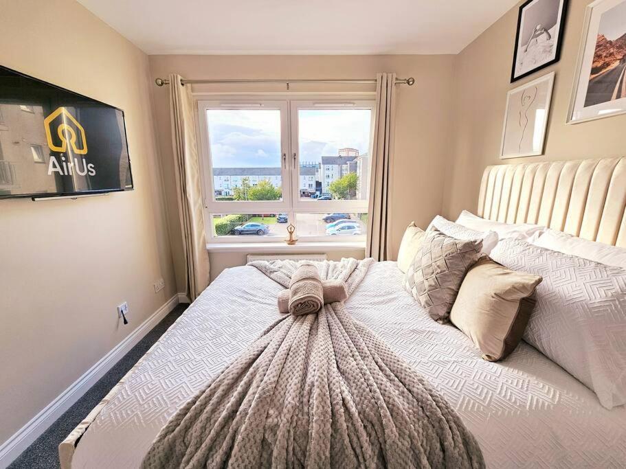 Modern 5 Bedroom Townhouse With Free Parking Glasgow Esterno foto